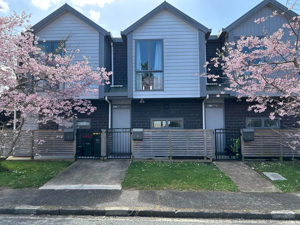 Modern Townhouse and Super Handy location.