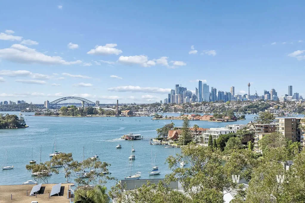 Drummoyne 3બેડરૂમ Superior space and comfort with Breathtaking Harbour Views