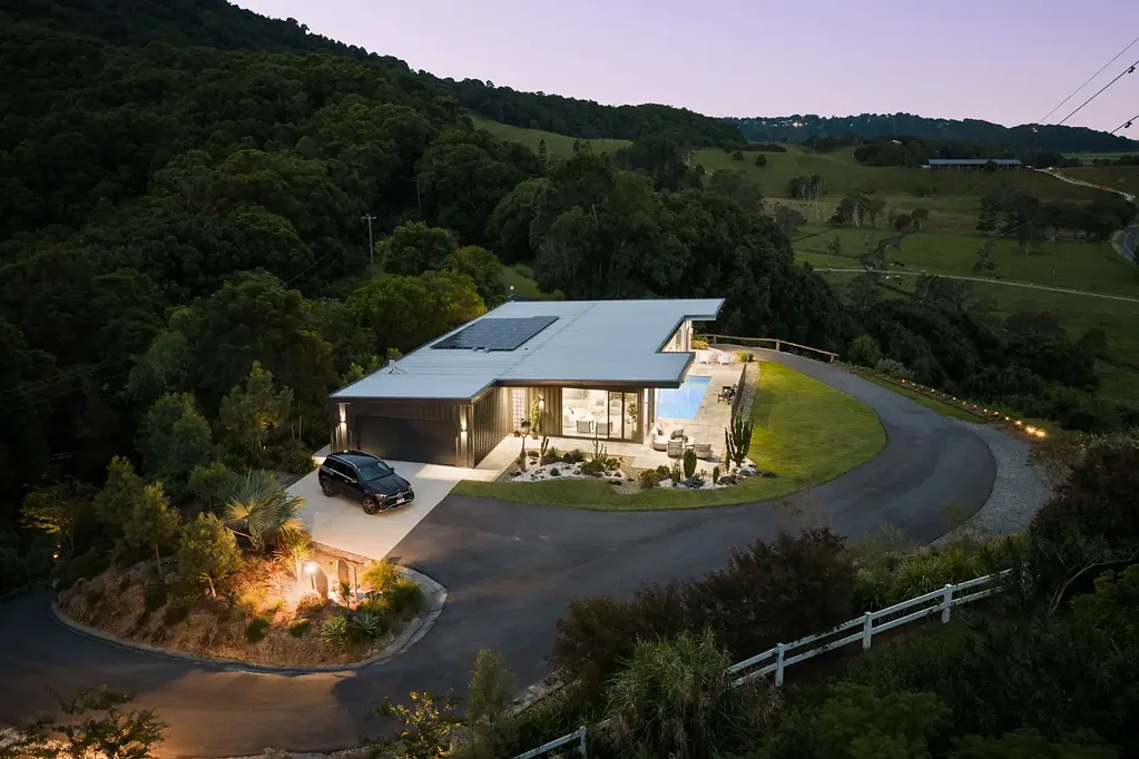 North Tumbulgum 4房  Luxury Five-Acre Residence with Panoramic Views & Guest Studio