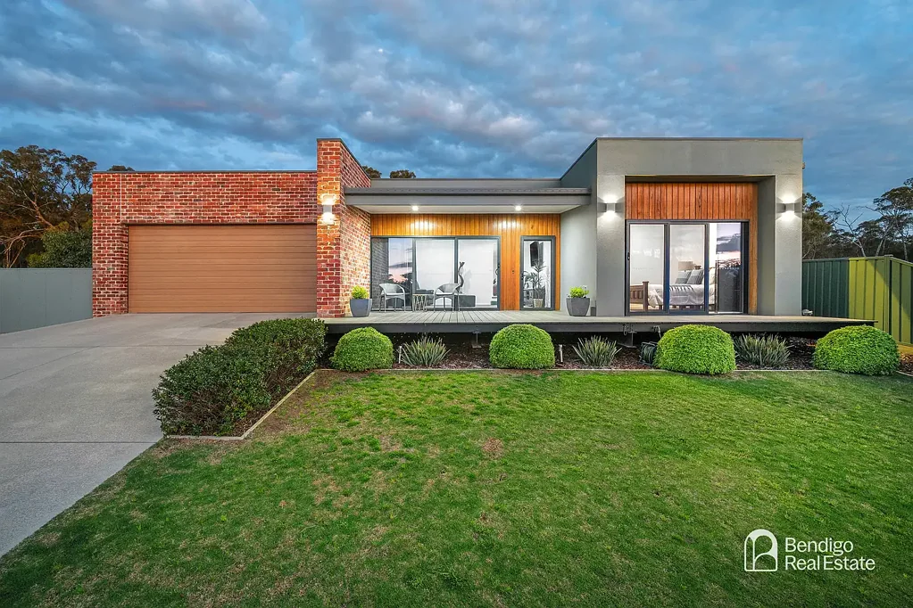 3 Amara Way, Kangaroo Flat, VIC 3555