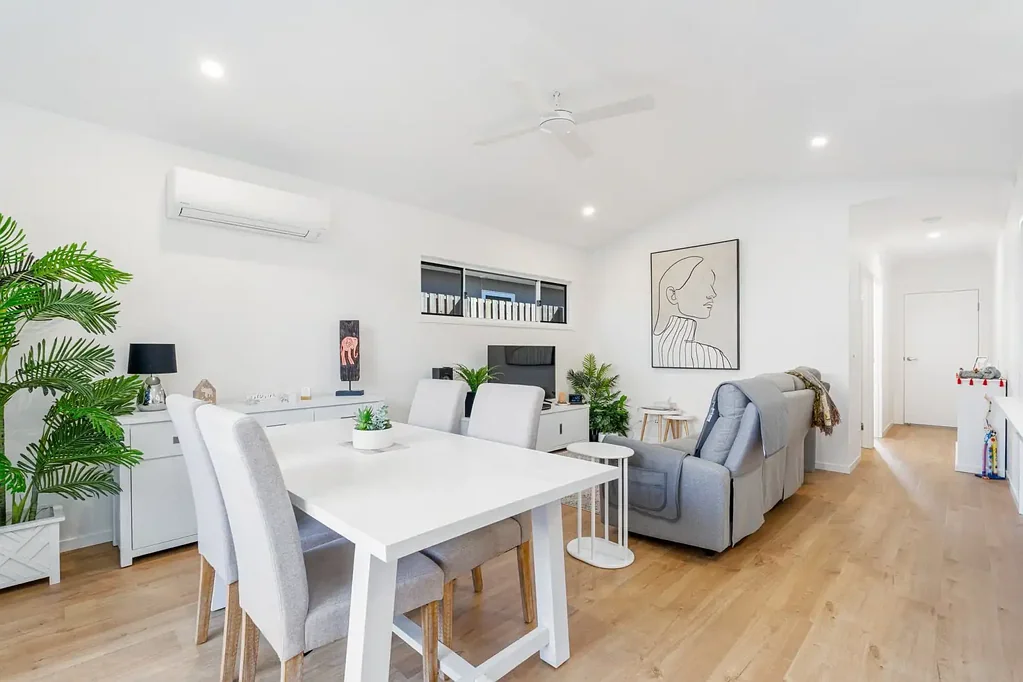 Urangan 2房  Spacious and Stylish with Generous Outdoor Living