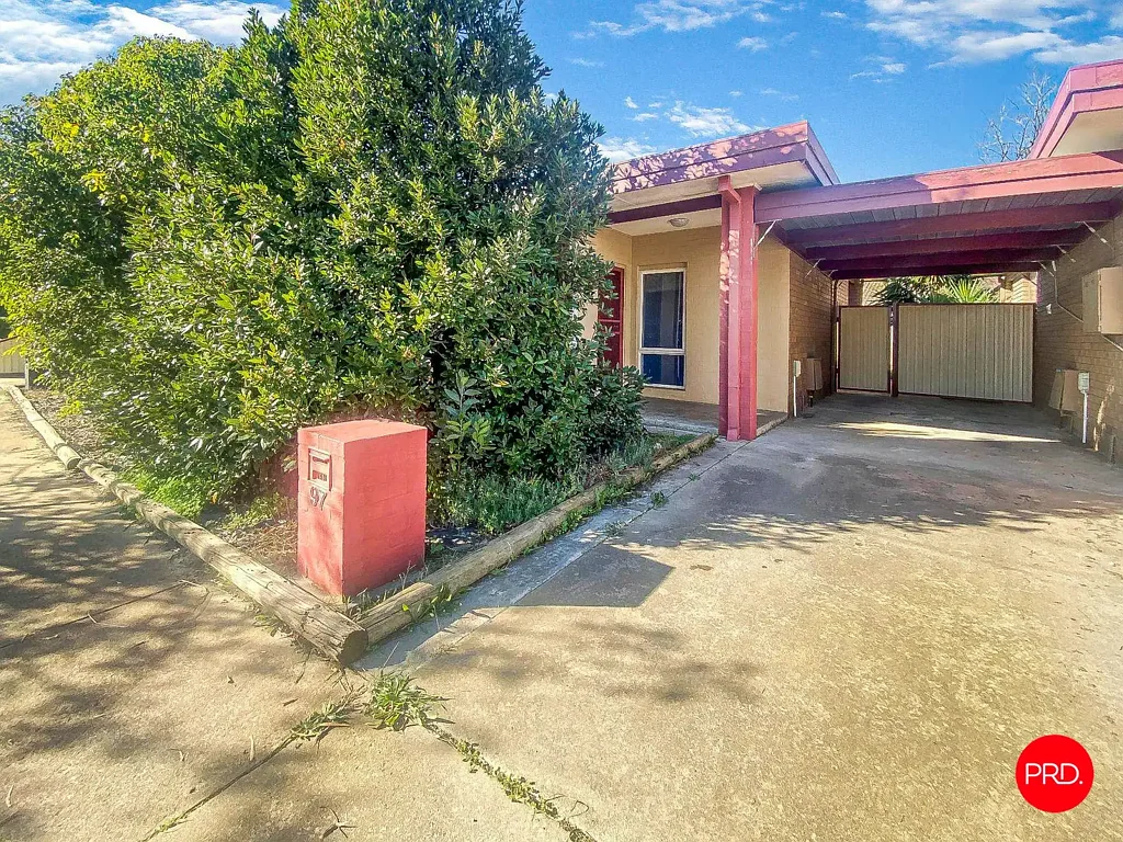 Neat & Low-Maintenance 2-Bedroom Home