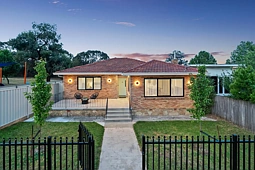 4 Gilmore Place, Queanbeyan West
