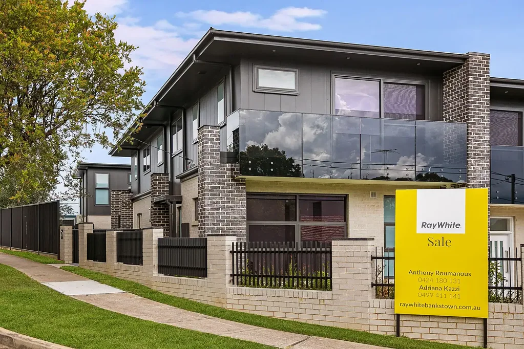 18 Frank Street, Mount Lewis, NSW 2190