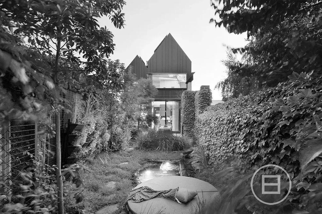 Coburg 5ห้องนอน Expressions of Interest closing Wednesday 5th November at 5pm