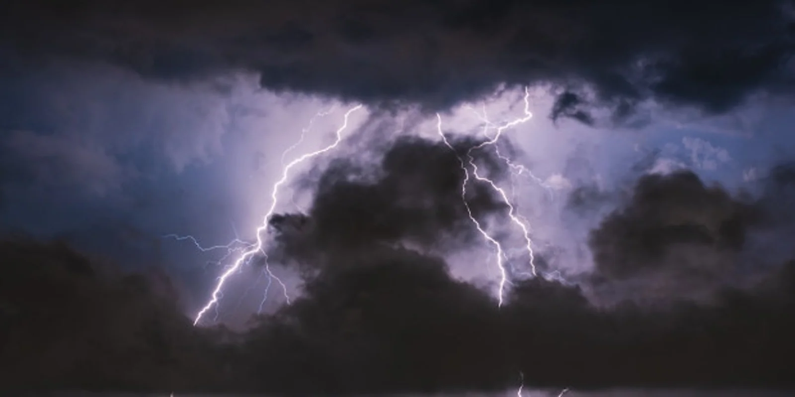 雷暴预警!奥克兰未来两天还是雨,北岸成“重灾区”,今晚将被重点监测!