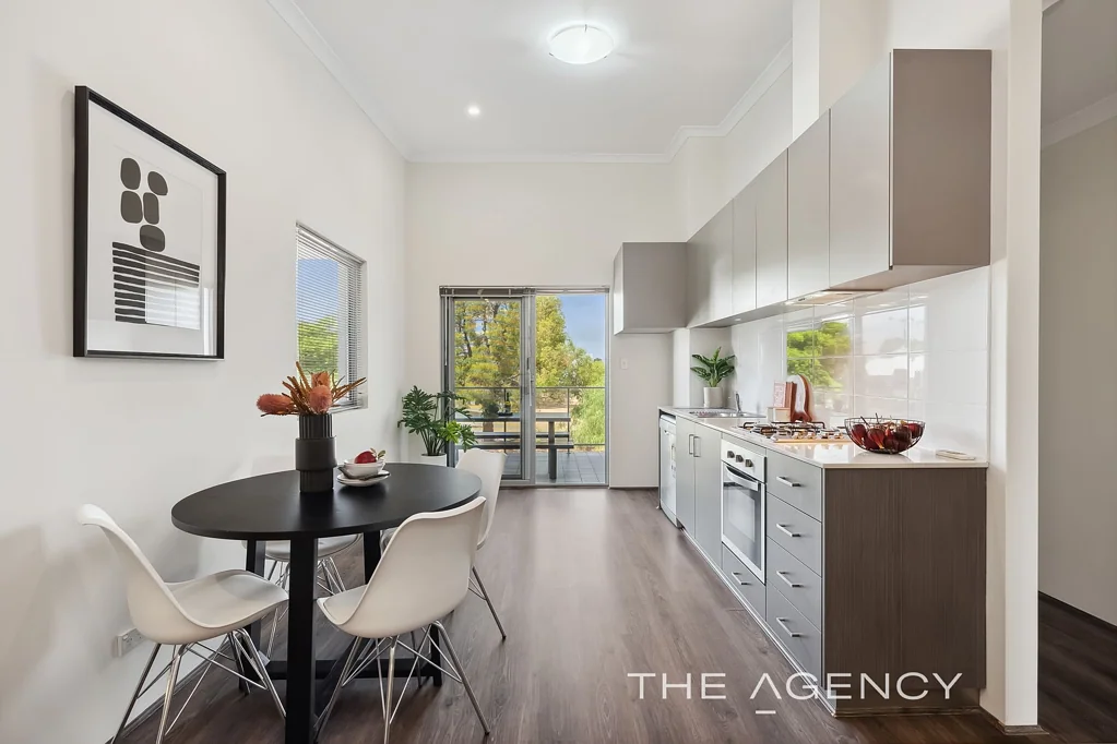 4/17 Sussex Street, Nollamara, WA 6061