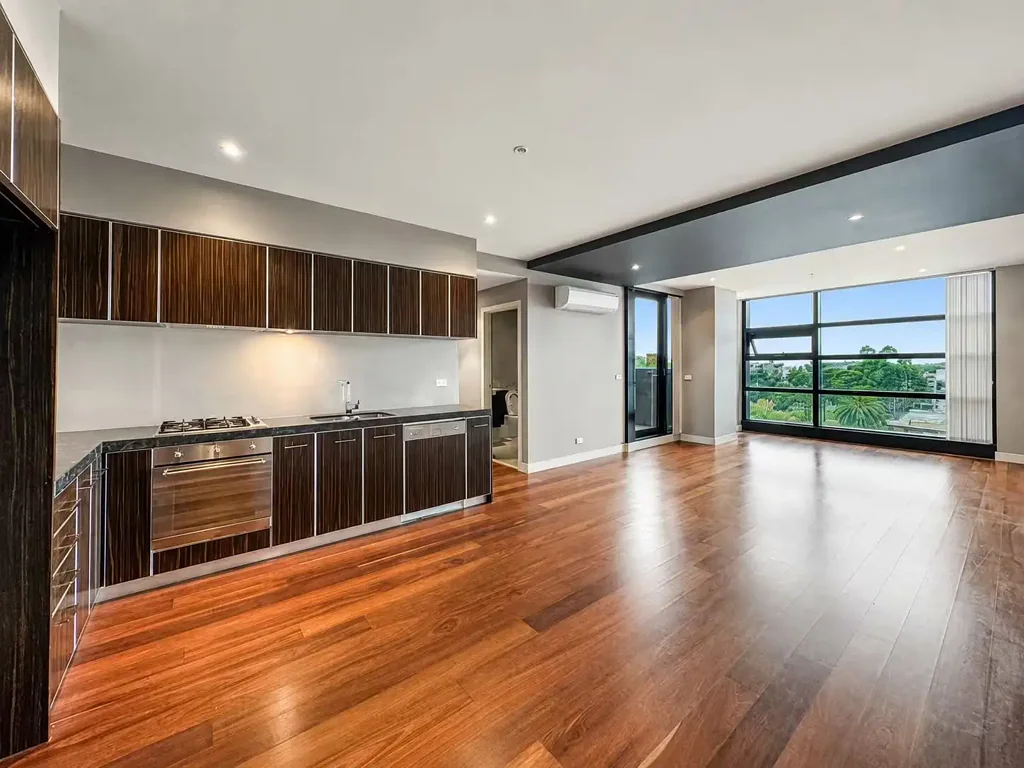 Modern Living in the Heart of the City!