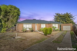 6 Laraine Place, Melton West