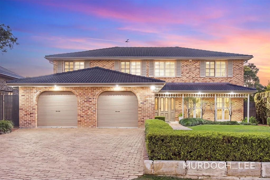 Cherrybrook 6ห้องนอน Luxury Family Living with Expansive Interiors, Resort-Style Pool & Complete Privacy | Walk to Schools, City Bus & Shops