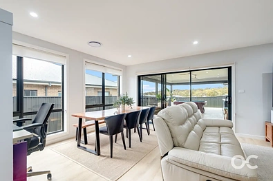 35 Clearview Crescent, Orange, NSW 2800, 5 slaapkamers, 3 badkamers, House