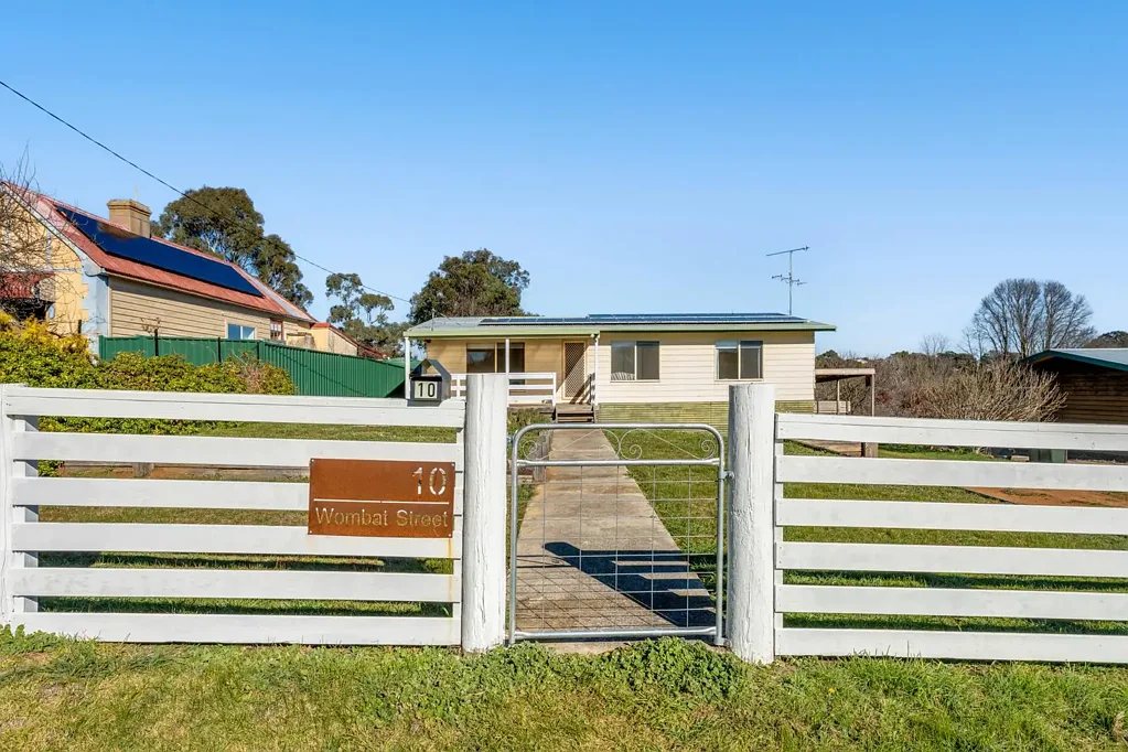 Fall In Love With Gunning Village