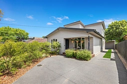 20 Marine Avenue, Mornington