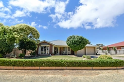 75 Cockburn Rd, Jamestown