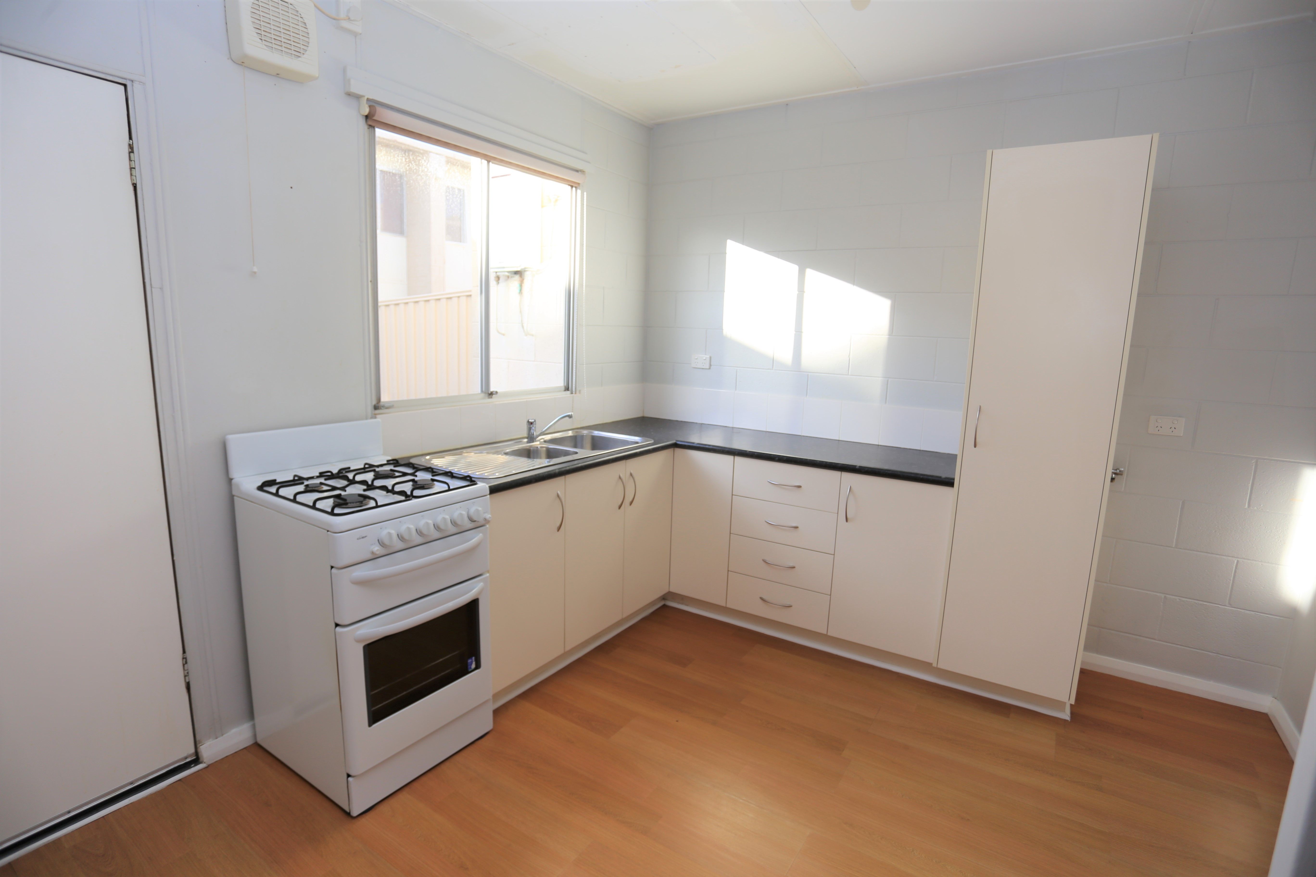 3C DOOLETTE ST, KAMBALDA EAST WA 6442, 0 Bedrooms, 0 Bathrooms, House