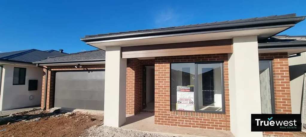 5 Hertford Place, Strathtulloh, VIC 3338