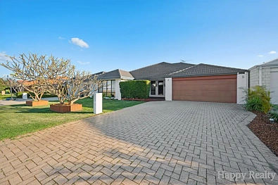 Canning Vale 4房  Beautifully Renovated Family Home with High Ceilings & Solar Battery