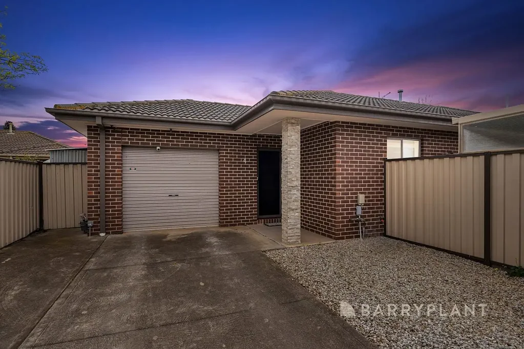 4/50 Unitt Street, Melton, VIC 3337