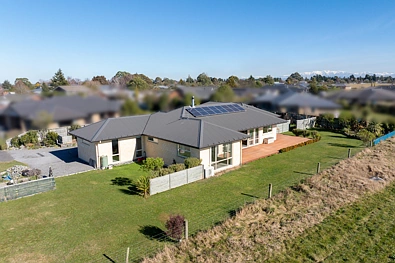 Darfield 3Zimmer The View is only the Beginning
