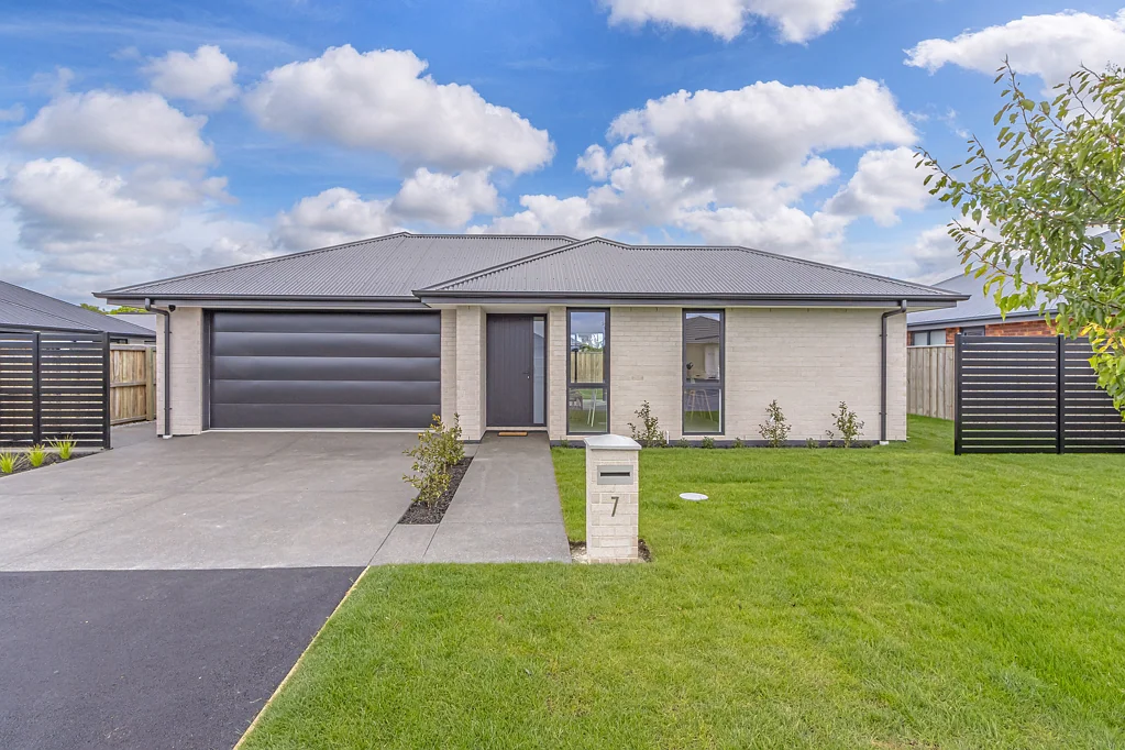 New Brighton 3房  Stunning New Build on Freeville!