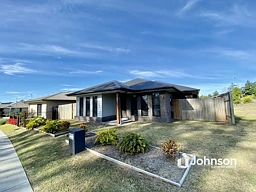114 Parkview Parade, Ripley