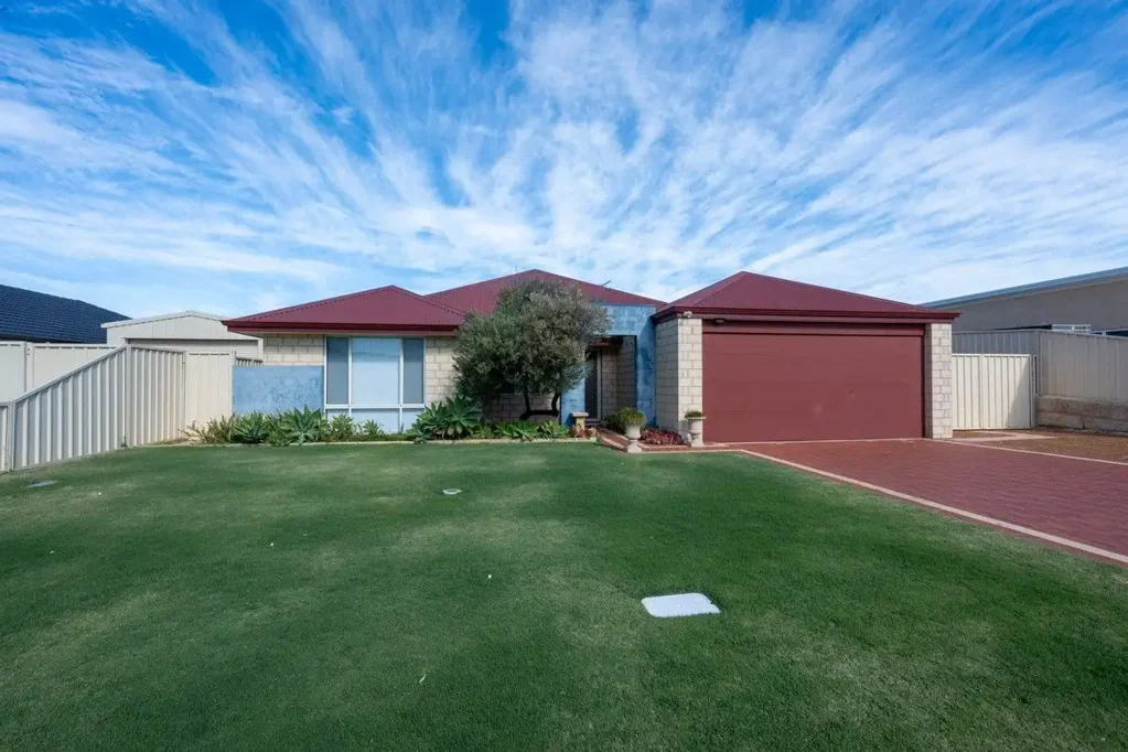 Cape Burney 4غرفة نوم Spacious Family Home Moments from the beach