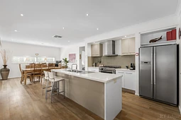 53 Santa Monica Boulevard, Point Lonsdale