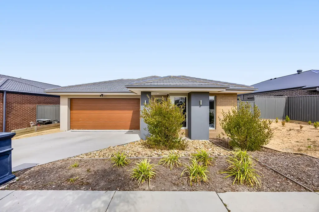 15 Estlley Court, Canadian, VIC 3350