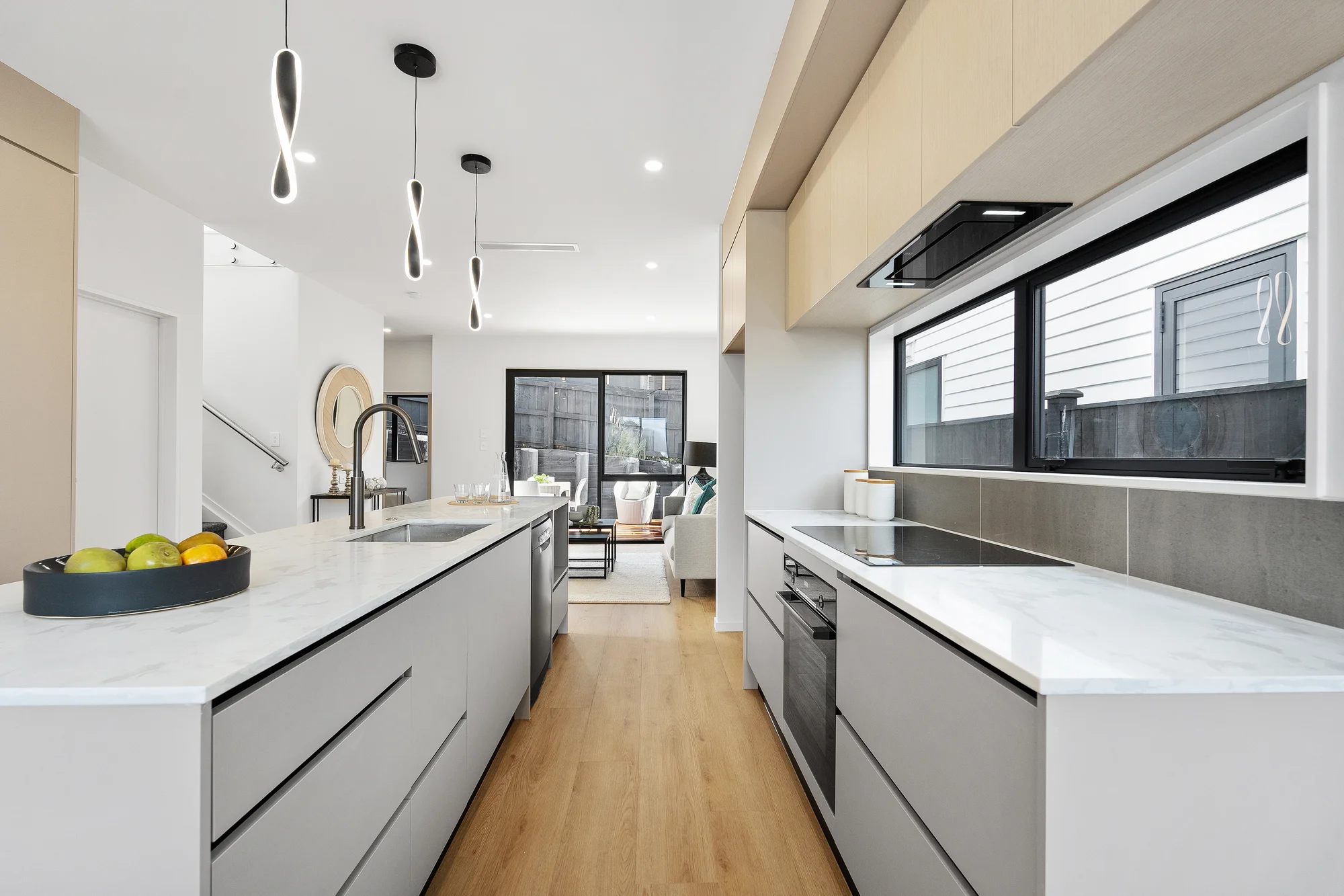 Torbay 4Phòng ngủ Only One Remaining | Two-Level Coastal Elegance