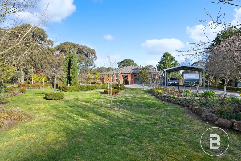 Enfield 4ਬੈੱਡਰੂਮ TRANQUIL FAMILY LIVING ON LIFESTYLE BLOCK IN ENFIELD