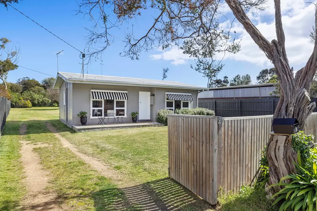 5 David Street, Blairgowrie, VIC 3942