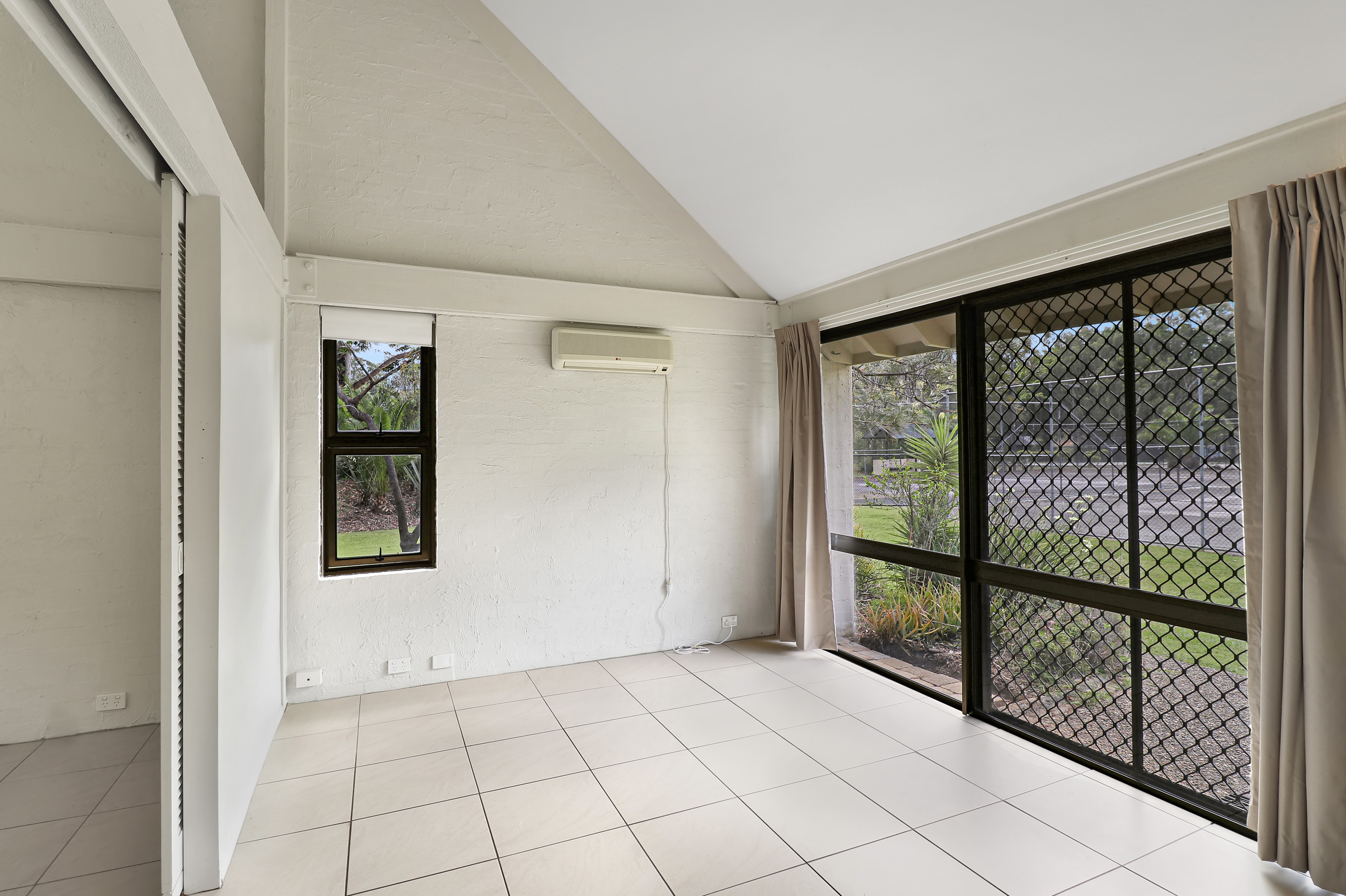 WIMBLEDON VILLAS UNIT 1068 2-28 YULGIBAR CL, KOORALBYN QLD 4285, 0房, 0浴, Unit