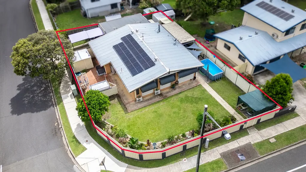 Caboolture 3ਬੈੱਡਰੂਮ Standout Property Gem - Walk to Everything