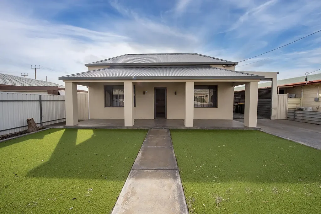 Port Pirie 3chambre Renovated, Refreshed & Ready to Move In