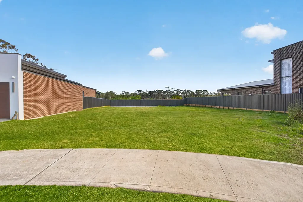 Vineyard An Exceptional Opportunity to Build Your Dream Home