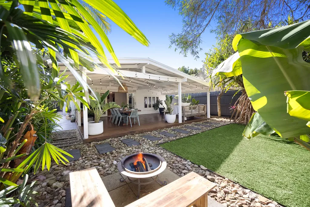 Moffat Beach 1 Bedroom Amazing Moffat Beach Opportunity