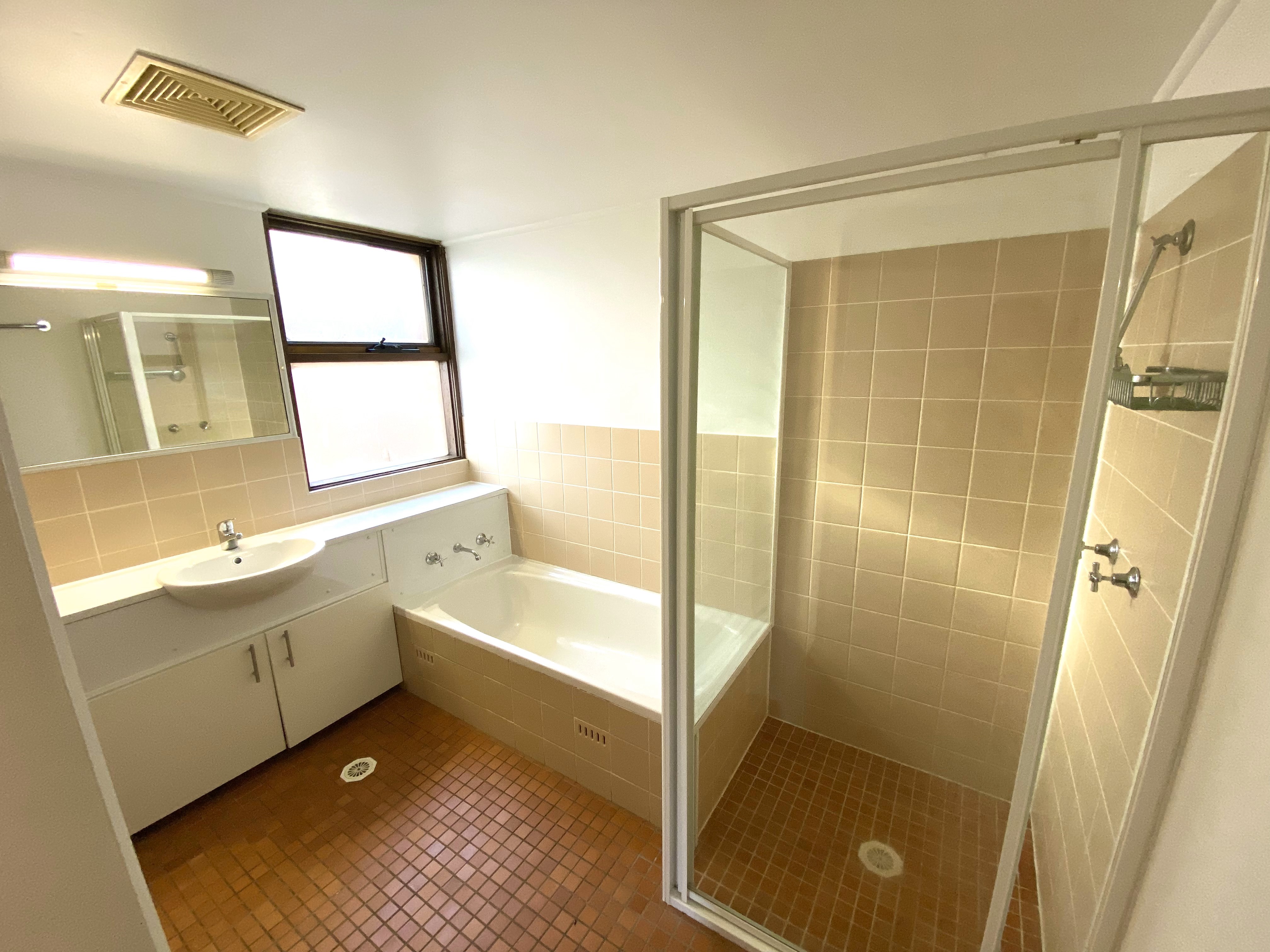 UNIT 2 22 HAWTHORN AV, NOWRA NSW 2541, 0 chambres, 0 salles de bain, House