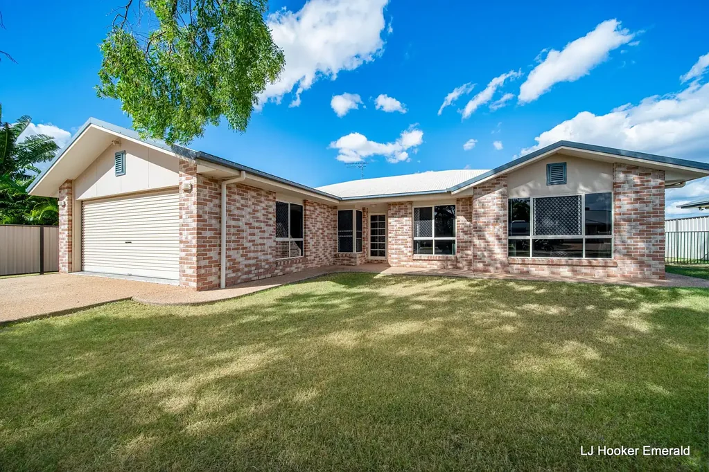 Emerald 4غرفة نوم FAMILY LIVING IN SOUGHT-AFTER SELMA RISE - READY RIGHT NOW!