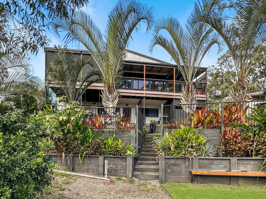 25 Coorong Street, Macleay Island, QLD 4184