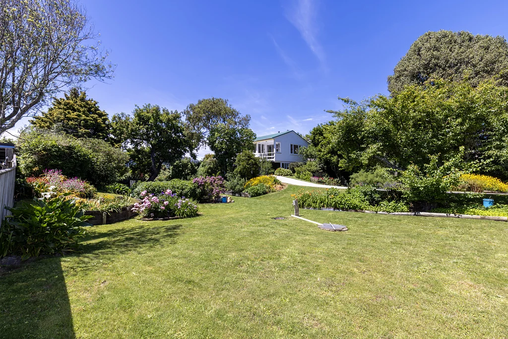 90-92 Kiwi Road, Raumati Beach, Kapiti Coast, Wellington