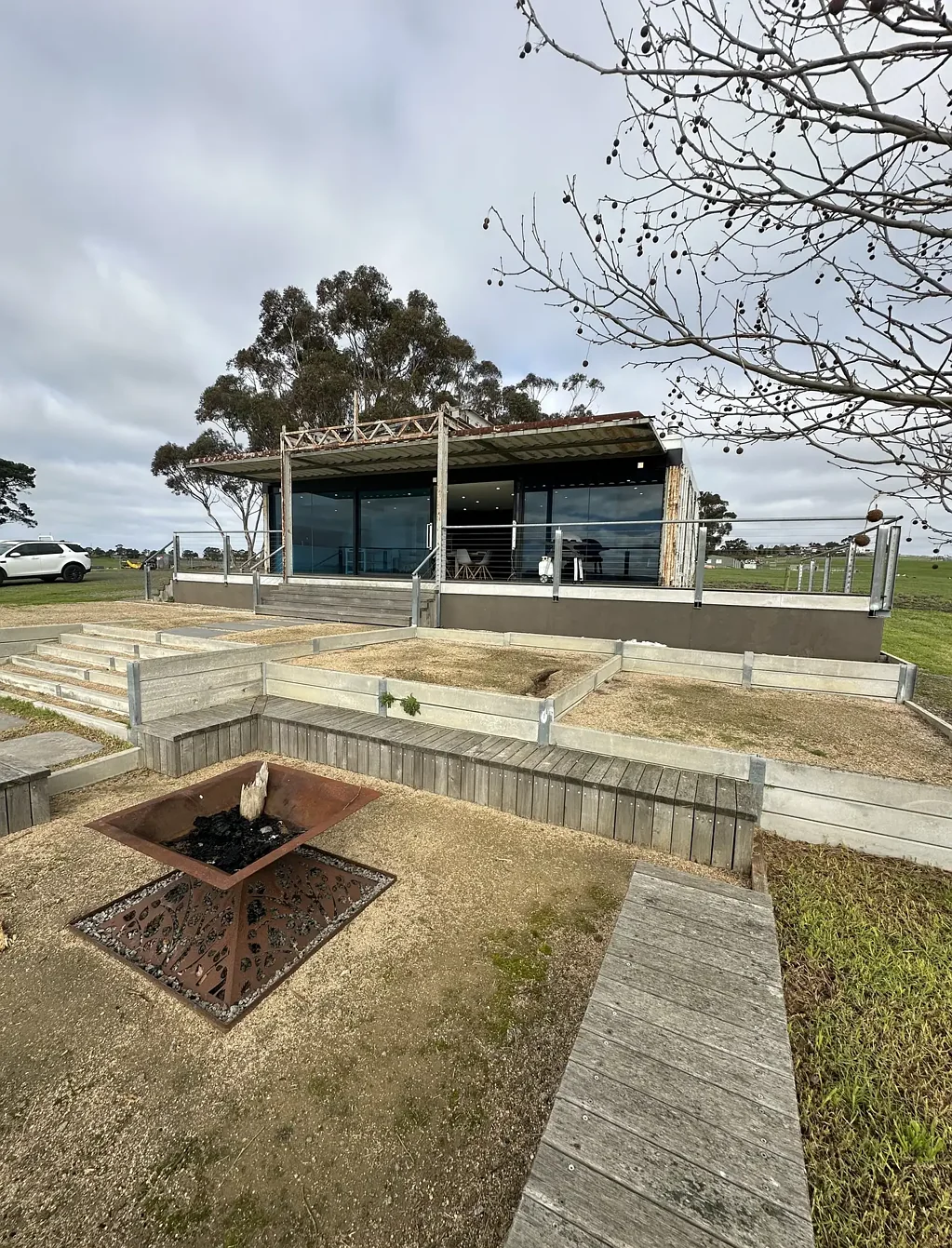 Welcome to well being & exclusivity - Luxury shipping container