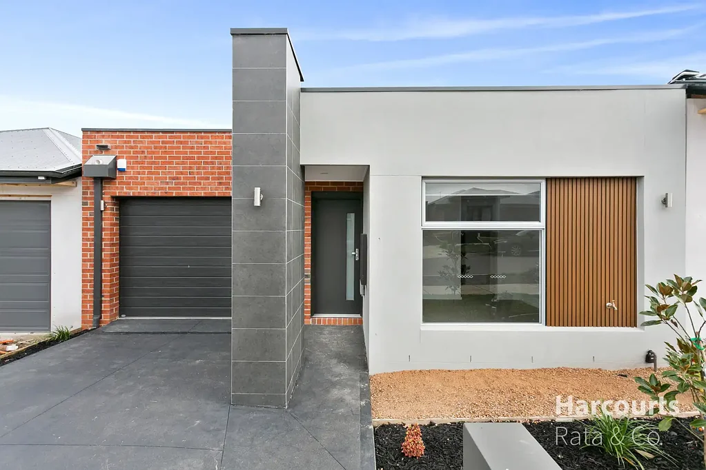Spacious 3-Bedroom Home with Modern Amenities in Beveridge