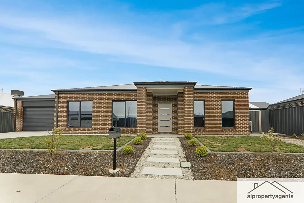 Horsham 3Phòng ngủ Modern Three-Bedroom Home in Jenkinson Estate