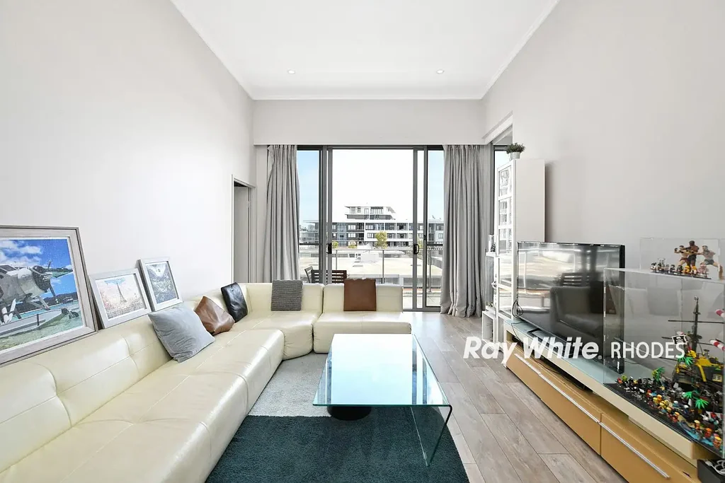 Rhodes 3Moenga Luxurious Sanctum Featuring Two Bedrooms and A Study