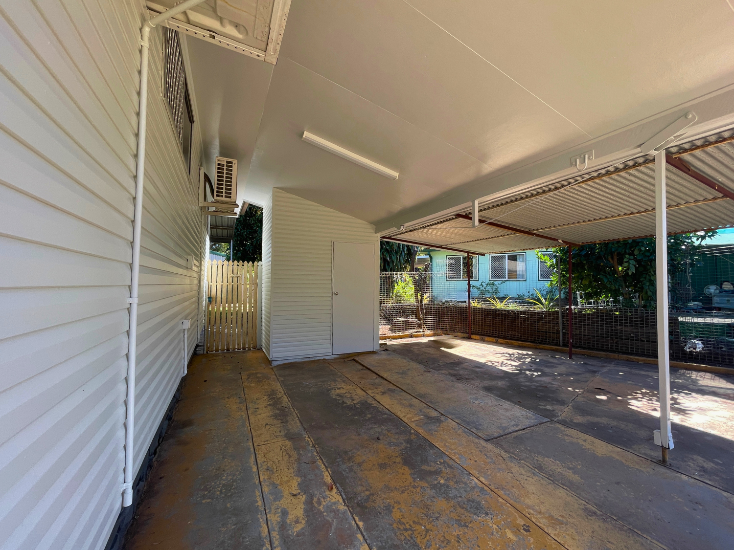 21 ROLFE ST, MORANBAH QLD 4744, 0房, 0浴, House