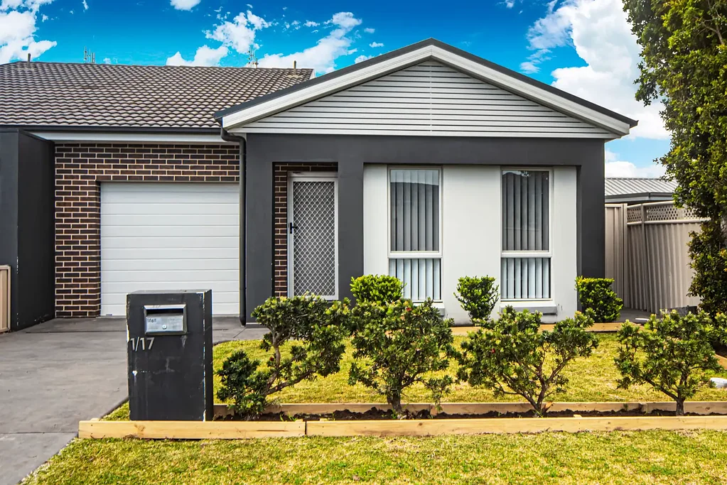 1/17 Bluewattle Road, Worrigee, NSW 2540