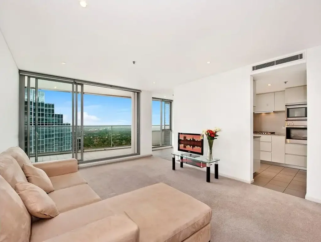 SUPERB 28TH FLOOR SECURE APARTMENT