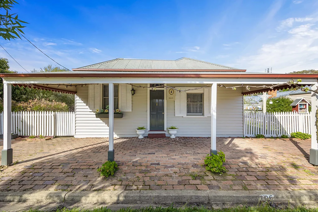 106 Main Street, Great Western, VIC 3374
