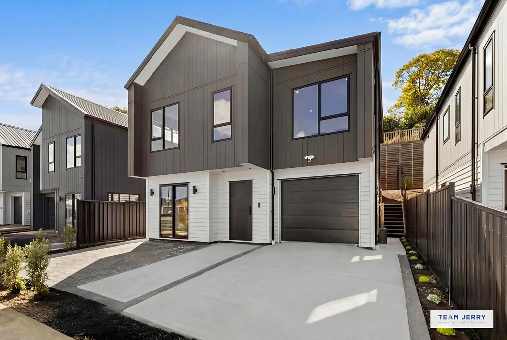 Opaheke 5房  Elevated Living with Flexible Layout