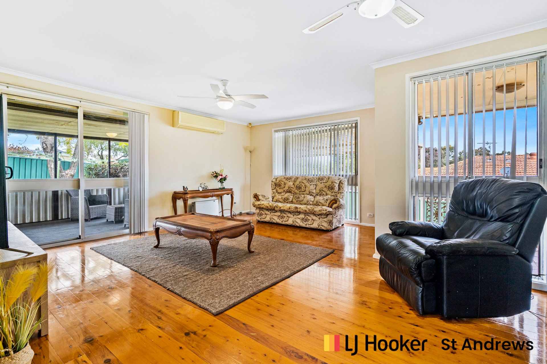 56 DUNCANSBY CR, ST ANDREWS NSW 2566, 0部屋, 0バスルーム, House